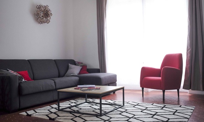 Convention Apartment | Large, bright apartment with terrace in a prime location