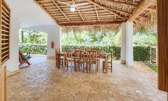 Las Galeras Villa | Large Caribbean villa just minutes from beautiful white beaches with palm trees