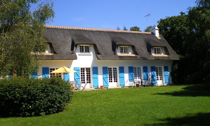 Fouesnant House | Large charming longère near the beaches, ideal 2 couples with children