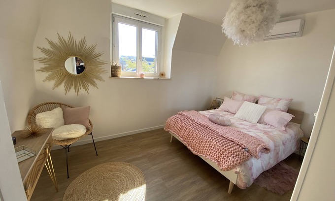 Epernay Apartment | Large elegant apartment in the heart of Epernay. Quiet top floor with lovely view.