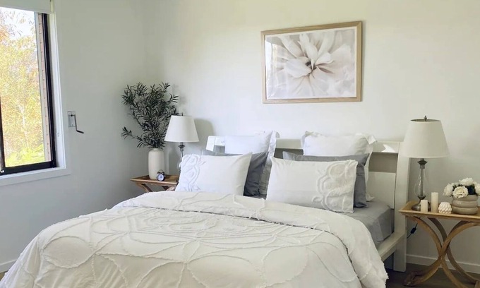 Essendon North House | Large Family Home With Large Backyard