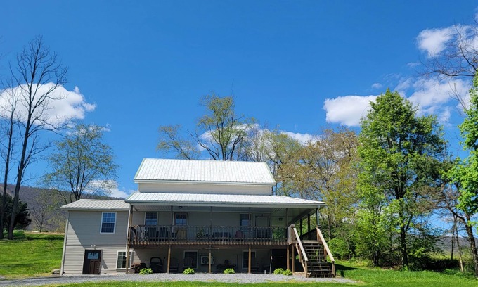 Marklesburg House | Large Family Home Located 1 Mile From Aitch Boat Launch On Raystown Lake