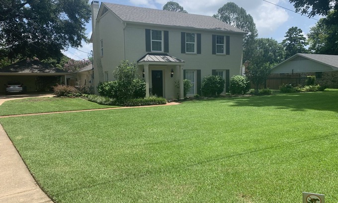Natchitoches House | Large home with in ground pool and hot tub. Four block walk to downtown fun.