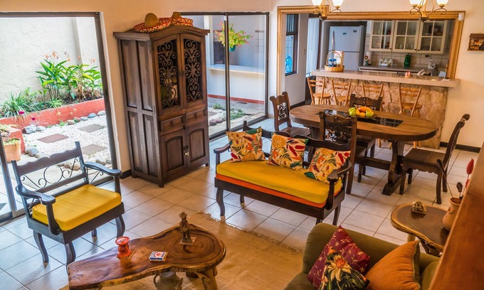 Ciudad Cariari House | Large house 3br, safest best location for day trips.