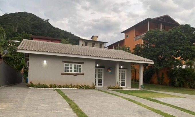 Lagoinha House | Large House in Condominium. Ubatuba/SP - Lagoinha