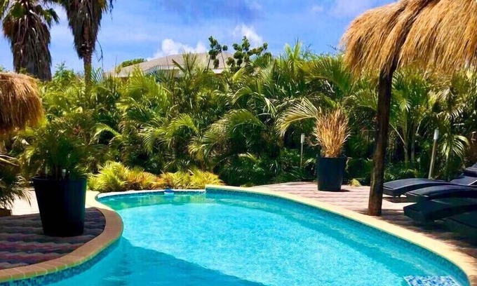 Cas Grandi Apartment | LARGE LUXURY APARTMENT IN A CLASS WITH POOL, VERY TROPICAL, beach