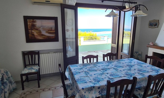 Savelletri House | Large mansion with sea view terrace