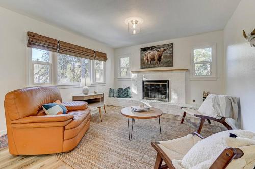 Northeast Colorado Springs Villa | Large Pet-Friendly Sleeps 10 Near Palmer Park