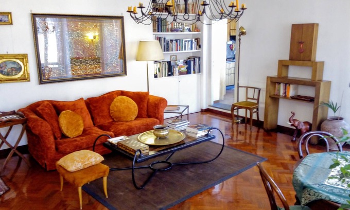 Gianicolo Apartment | Large romantic apartment near Trastevere with terrace 5 min from villa Panfili