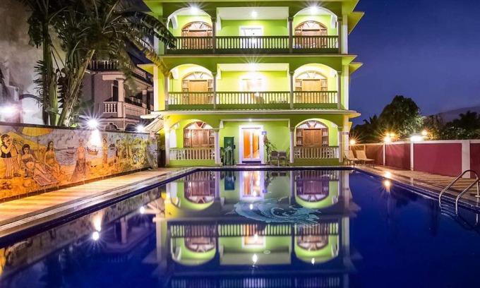 Baga Resort | Larios Beach Holidays