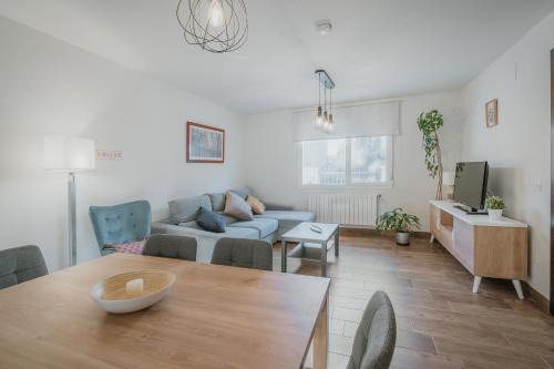 Martin Miguel House | Las Natillas Con V - Martín Miguel