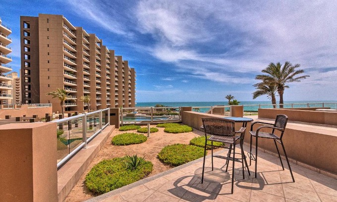 Puerto Penasco Apartment | Las Palomas 2BR GROUND FLOOR Huge Patio/Closest to Lazy River/Steps to Beach