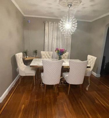 Alden Manor House | Lasourceodan