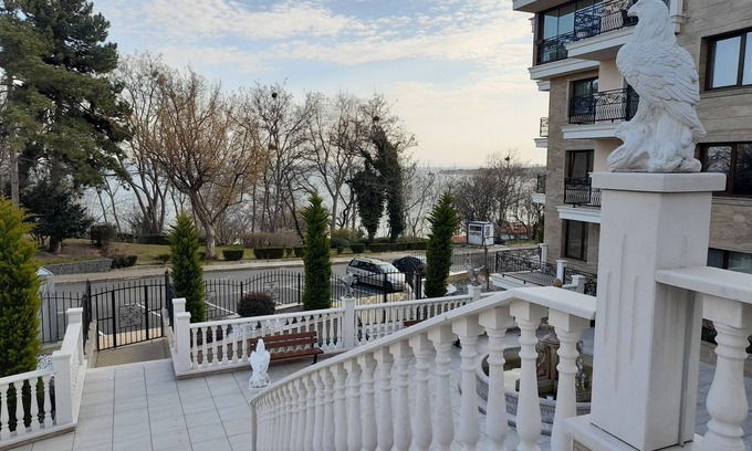 Nessebar Apartment | ❤️ LASTMINUTE Luxury 4-room apartment right on the beach, Nessebar town center⭐