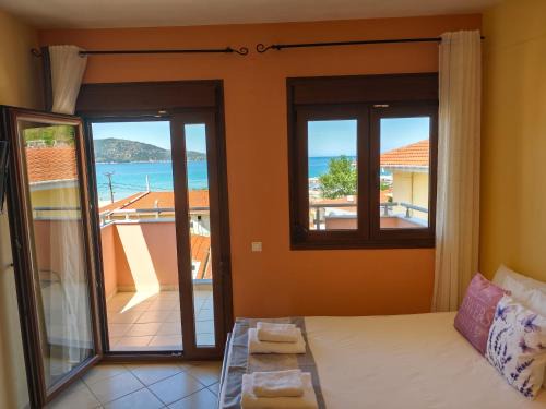 Chrisi Akti Apartment | Lavender Apartments