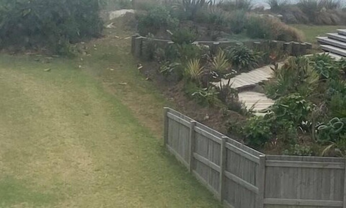 Waihi Beach Cottage | Laze on Loop - Waihi Beach Holiday Home