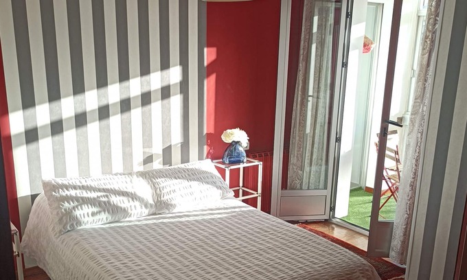 Leon City Centre Condo | León Center 5 minutes Cathedral. Wifi. TV.