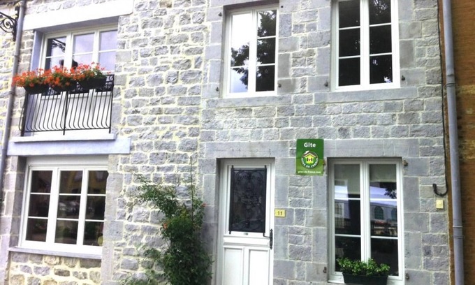 Chooz House | LE Banc Sous LES Tilleuls