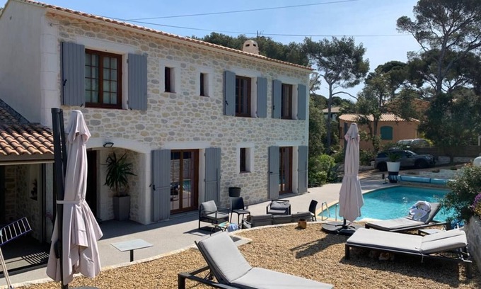 Le Brusc House | Le Bruscanou - SIX Fours LES Plages