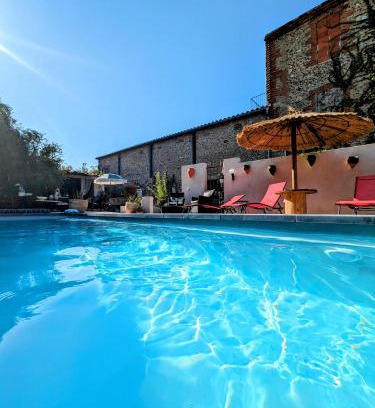 Saint-Feliu-d'Avall Bed & Breakfast | Le Cèdre 1830 Maison d'hôtes de charme et spa