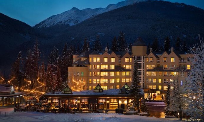 Blackcomb Hotel | Le Chamois by Whistler Premier
