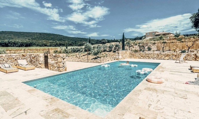 Baron House | Le clos Bohème