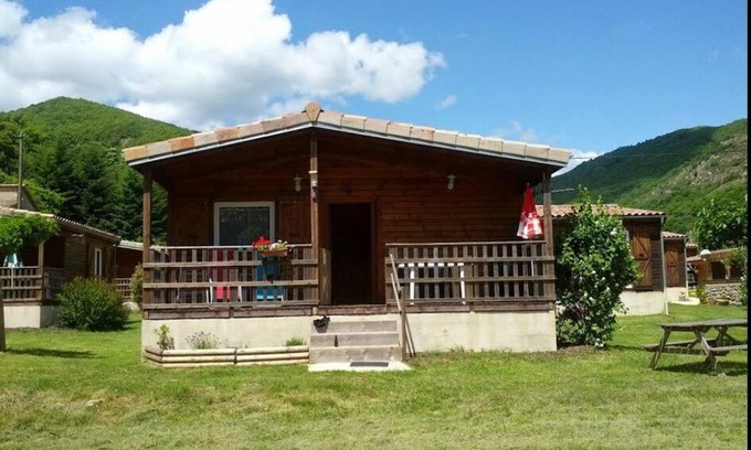 Thueyts Ski Chalet | Le Clos Chantéric accueille jusquà 5 personnes