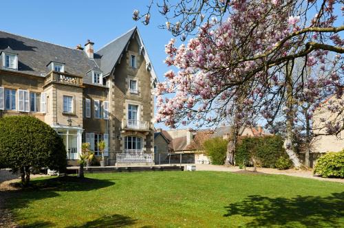 Moulins Hotel | Le Clos De Bourgogne