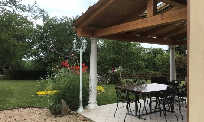 Neuf-Eglise House | Le Clos des Hirondelles