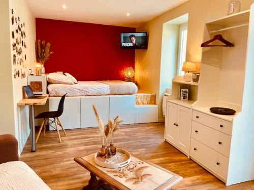 Feurs Apartment | Le Cocon Forézien - RDC - Proche gare et centre - Wifi