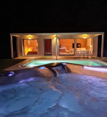 Saint-Paul-en-Cornillon Villa | Le Cottage des Cerisiers