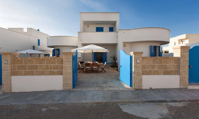 Marina di Pescoluse House | Le Dimore Turchesi - Quadri by BarbarHouse