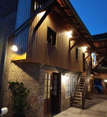 Bischoffsheim House | Le fenil du Grand Dormeur