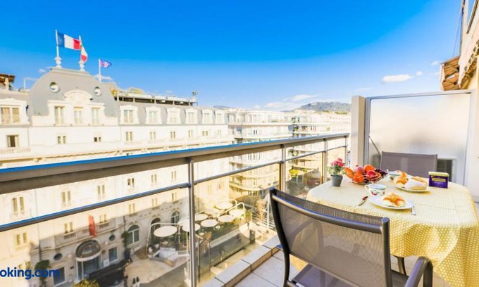 Jean-Medecin Apartment | Le Francia Nice