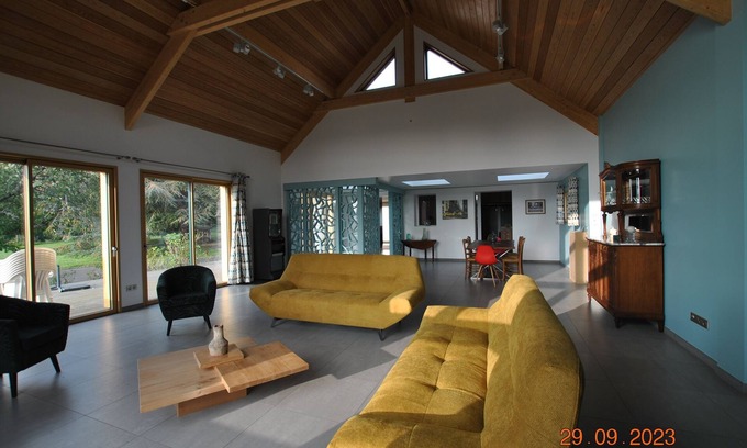 Belle-Eglise House | Le Grand Cèdre Maison de Campagne Idéale Pour les Familles Proche Paris et A16