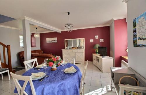 Plouguenast House | Le logis