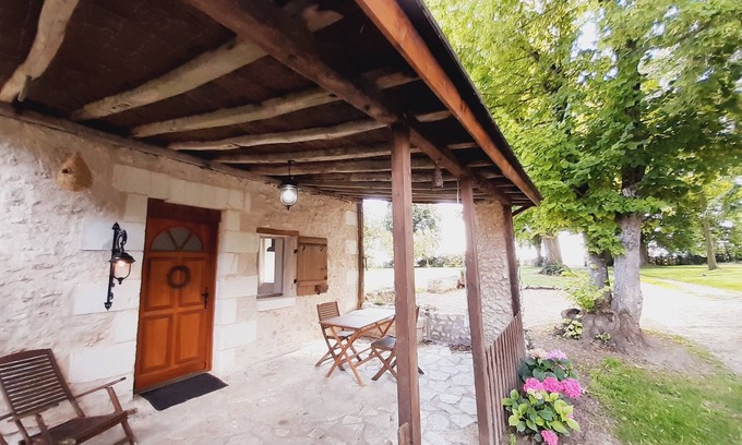 Luzille House | Le Murmure des Tilleuls, detached house for 2 people 10 km from Chenonceau