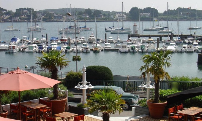 La Trinite-sur-Mer Hotel | Le Petit Hôtel des Hortensias