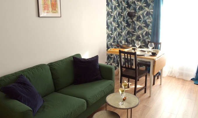 Cernay Apartment | Le petit Meslier ~ 15 min to the cathedral walking