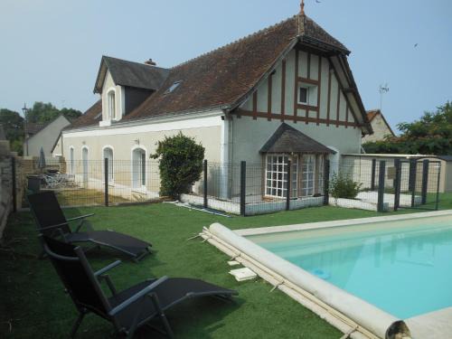 Thesee House | LE RABELAIS