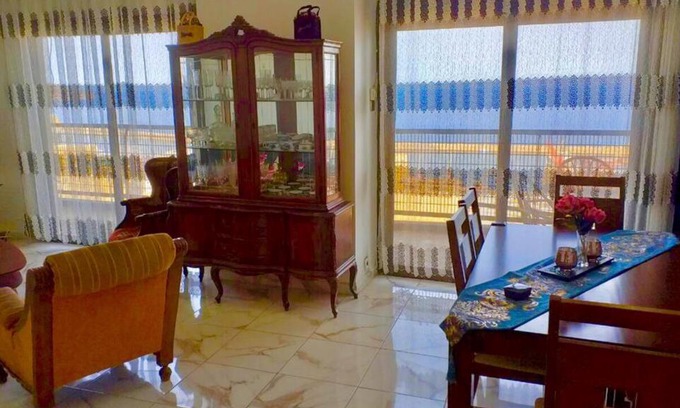 Hai El Moudjahiddine Apartment | Le Santa Cruz
