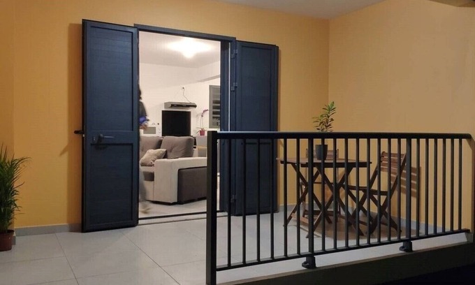Saint-Pierre De La Reunion House | Le Shanti apartment 2