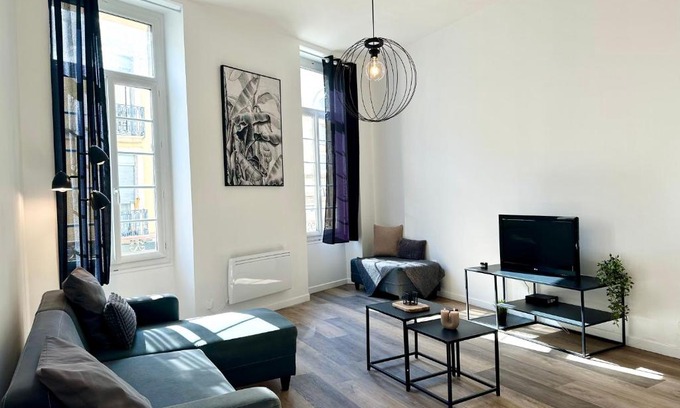 Mont-de-Marsan Apartment | LE WLÉRICK LUMINEUX - Spacieux - Hyper Centre