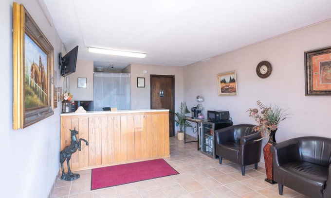 Waverly Hotel | Lebo Inn