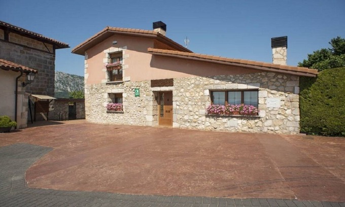 Ibarguren Cottage | LEGAIRE ETXEA RURAL HOUSE
