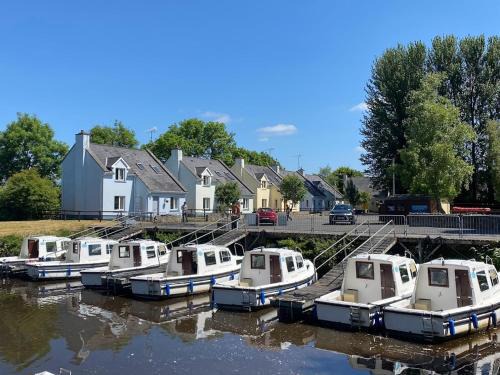 Carrick-on-Shannon House | Leitrim Quay - Riverside Cottage 9