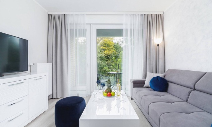 Pradnik Czerwony Apartment | Lema 5 Kraków | Functional Apartment with Parking