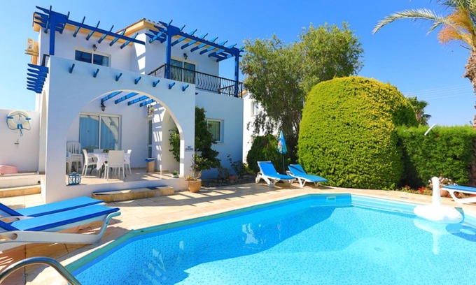 Argaka Villa | Lemon Grove Villa Dio