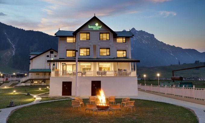 Sonamarg Hotel | Lemon Tree Hotel, Sonamarg