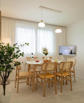 Chunghyeon-dong Apartment | LemonTree House